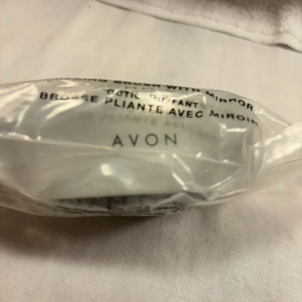 New Sealed 2000 Avon Advance Techniques Styling Tool Folding Brush with Mirror